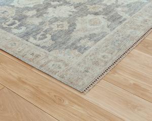 delphinevillage-stone2